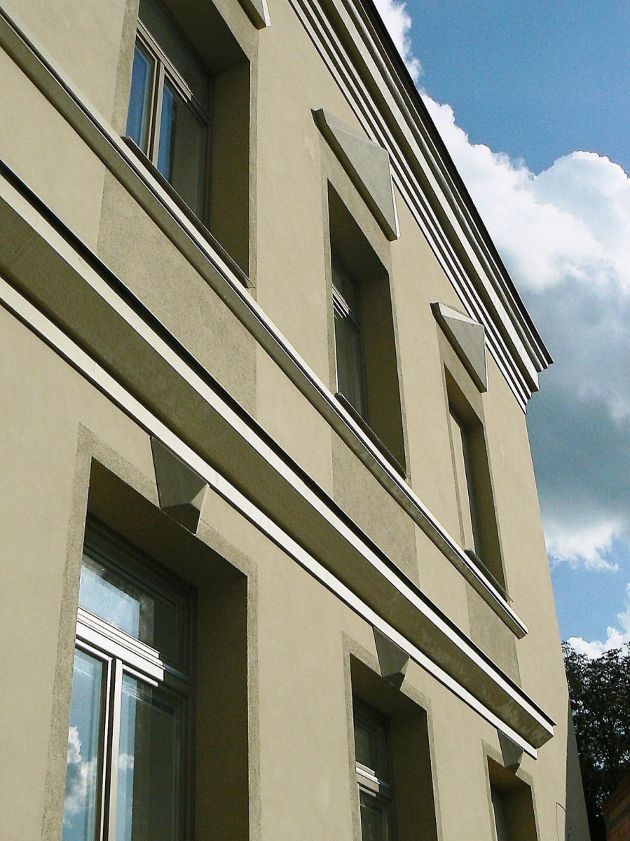 Stavební úpravy fasády ZUŠ Hranice 